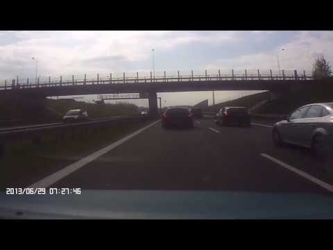 Wypadek na S-52 w Świętoszówce