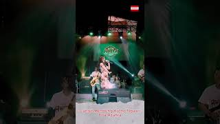 Download lagu Fira Azahra - Langit Mendung Kutho Ngawi #livedangdut #dangdutkoplo mp3