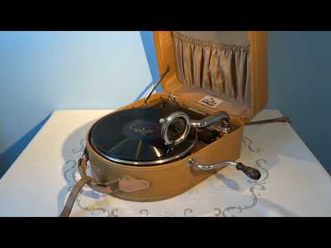 Margareta Kjellberg – Flickan från Backafall / Flickorna i Småland 1940