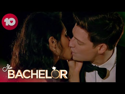 出会い系リアリティーショー「The Bachelor」オーストラリア版　マットのファーストキス　(Bachelor Matt Gets His First Kiss | The Bachelor Australia)