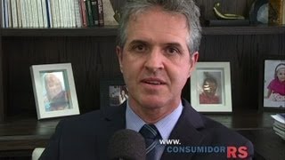 Telespectadores entrevistam o médico cirurgião plástico Dr. Marcelo Cheffe