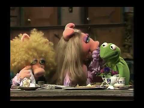 The Muppet Show - 306: Jean Stapleton - Backstage #3 (1978)