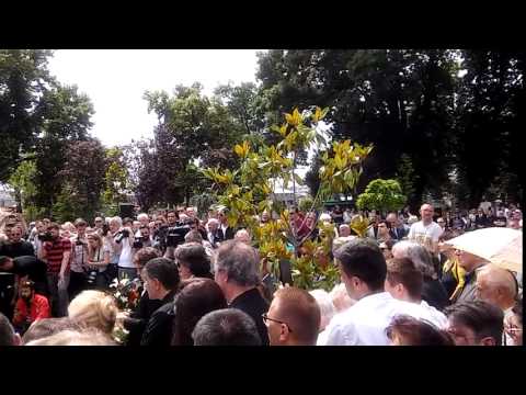 Bjelogrlić se rasplakao dok je držao govor za Velimira Batu Živojinovića