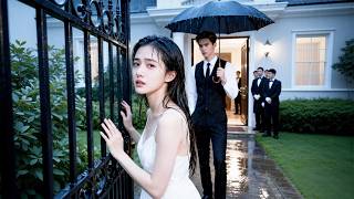她在雨中被追殺，為了求救敲響他的門，他卻因當年被她拋棄而恨之入骨，把她囚在身邊直到真相大白他後悔不已……
