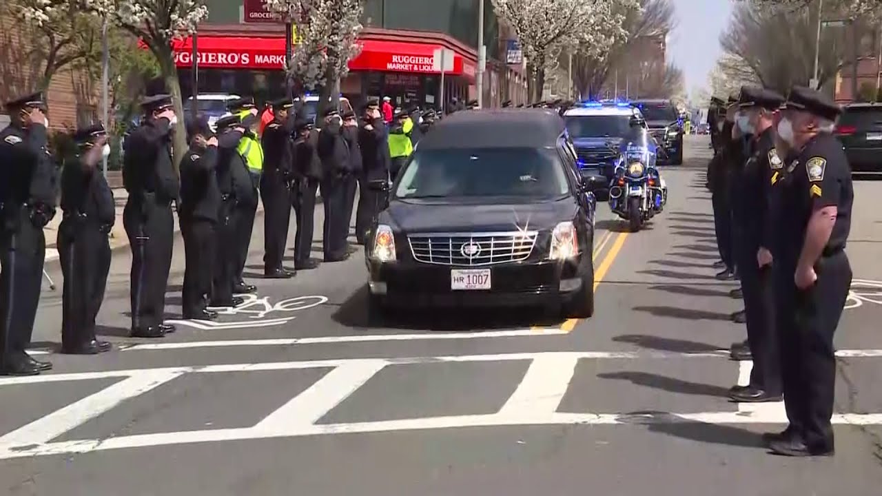 Procession held for Boston police officer who died of coronavirus