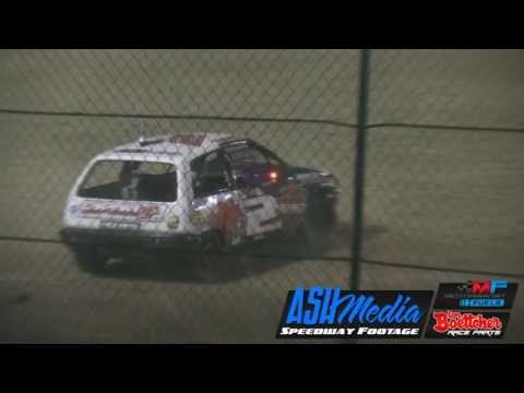 Junior Sedans: Race Highlights Oct 2016 - Rockhampton Speedway