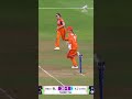 Iris Zwilling on the money for a prized wicket 💪 - Video