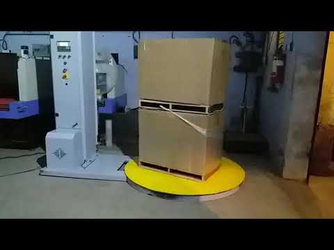 Pallet stretch wrapping machine