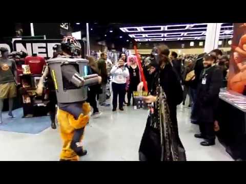 Party Robot dancing with Darth Vader at Seattle comic con 2017