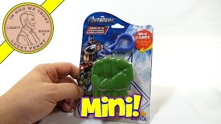 preview picture of video 'Avengers Hulk's Smashing Challenge Mini Travel Card Game'