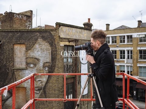 Spraying Bricks - CYRCLE