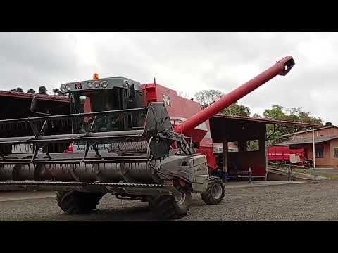 Colheitadeira Massey Ferguson MF32 Advance - Ano 2008