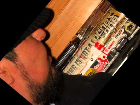 ORIGINAL GROOVE GANGSTAS two turntables an a mixer with vinyl- Chief Rockin Jes One EDM HOUSE TECHNO