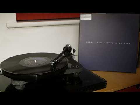 Omni Trio - Revolver (Byte Size Life - Moving Shadow ASHADOW20LP E) 1999