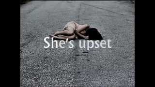 Between The Trees ~ The Way She Feels &#39;Lyrics