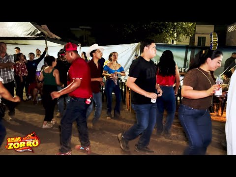 Oscar Monreal y su grupo el zorro tema el tabaco en vivo desde monte alto Altamira