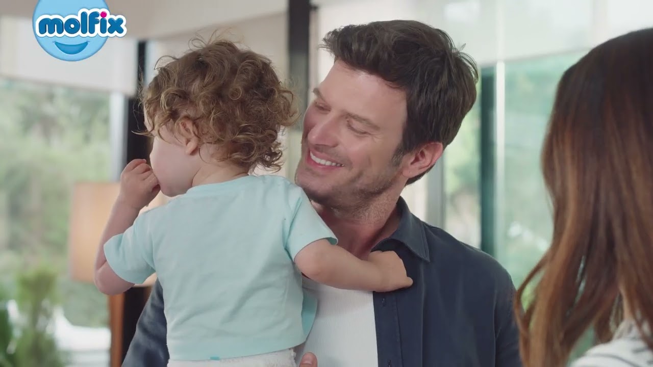 Yenilenen Molfix Külot Bez | Kıvanç Tatlıtuğ & Başak Dizer