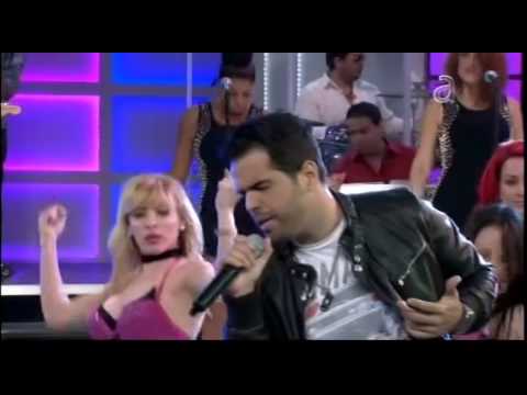 Daniel Santacruz en El Happy Hour