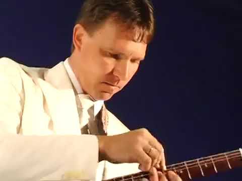Виртуоз-гитарист Виталий Макукин
