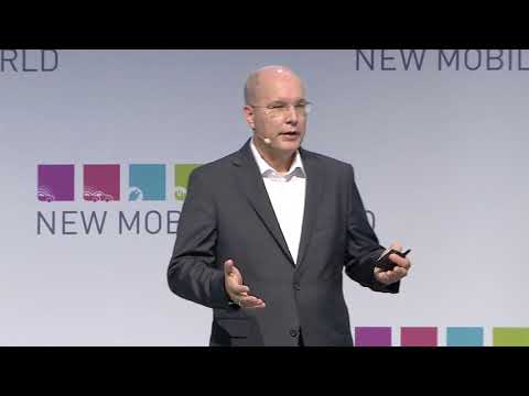 New Mobility World 2017 — Marek Neumann: Why Flexibility Matters in Autonomous Car Design