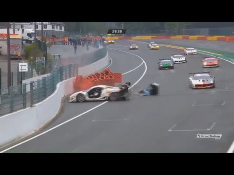 Ferrari Challenge Europe (Trofeo Pirelli) 2018. Race 2 Circuit de Spa-Francorchamps. Start Big Crash