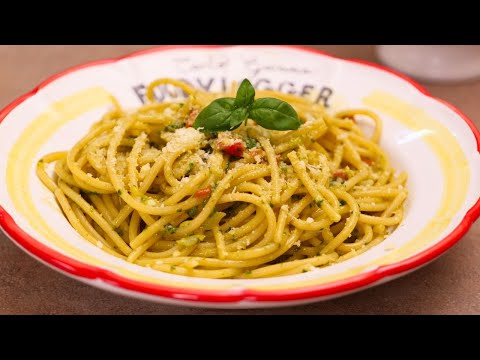 SPAGHETTI CREMA DI BASILICO E POMODORINI ROSSI E GIALLI