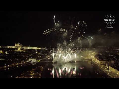 Velkolepý pyromuzikál na Vltavě | Grand pyromusical on Vltava river - MAKALU Fireworks