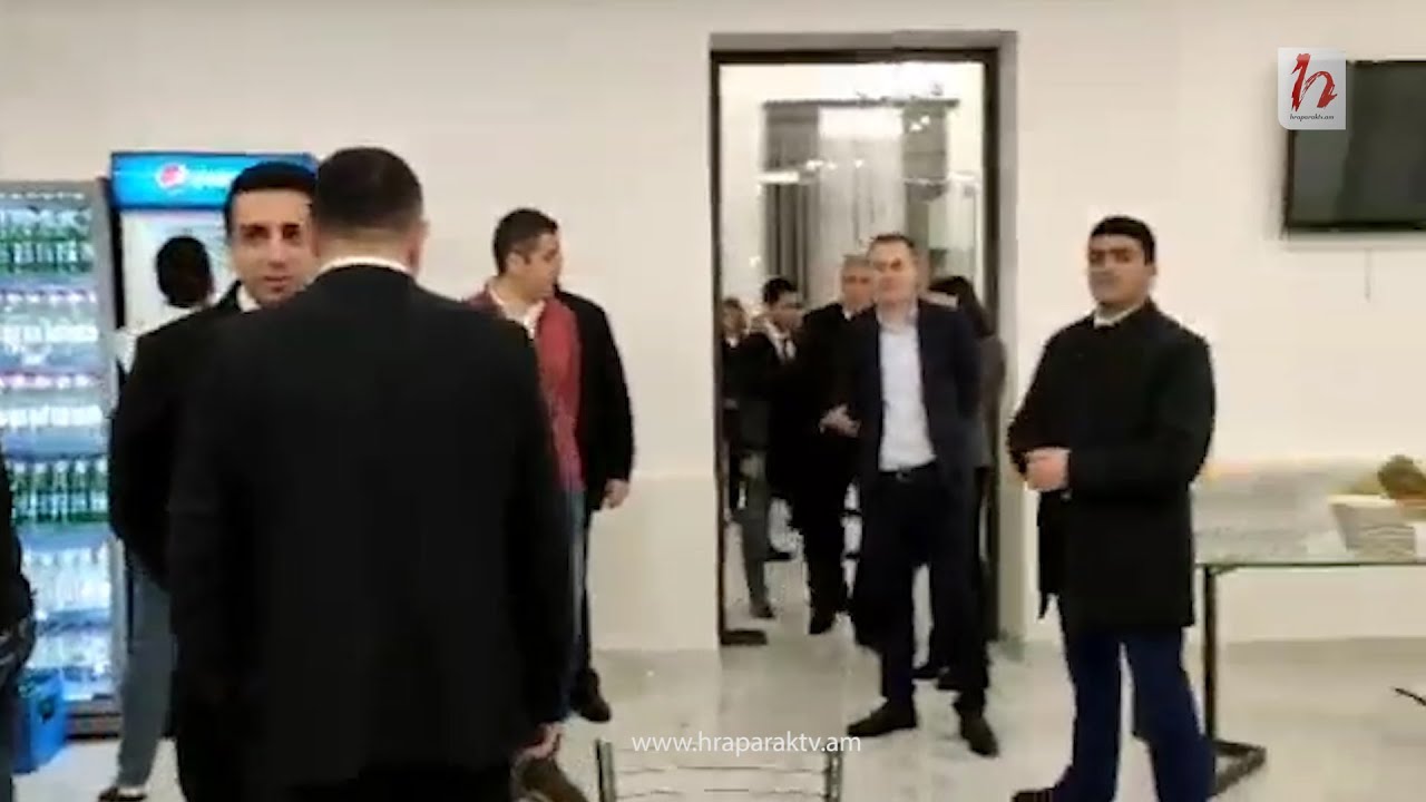 Ալեն Սիմոնյանը մասնակցեց ԱԺ նոր բուֆետի բացմանը