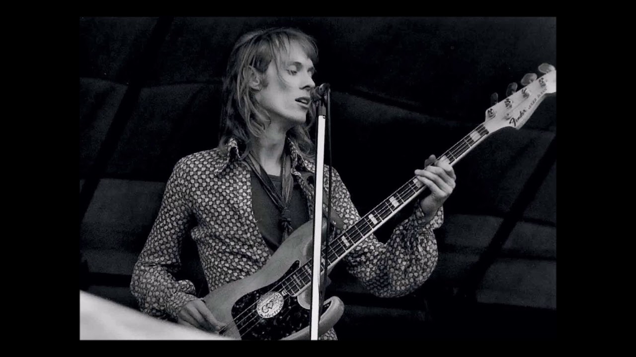 Caravan with Frank Zappa - If I could do it all over again, I'd do it all over you - YouTube