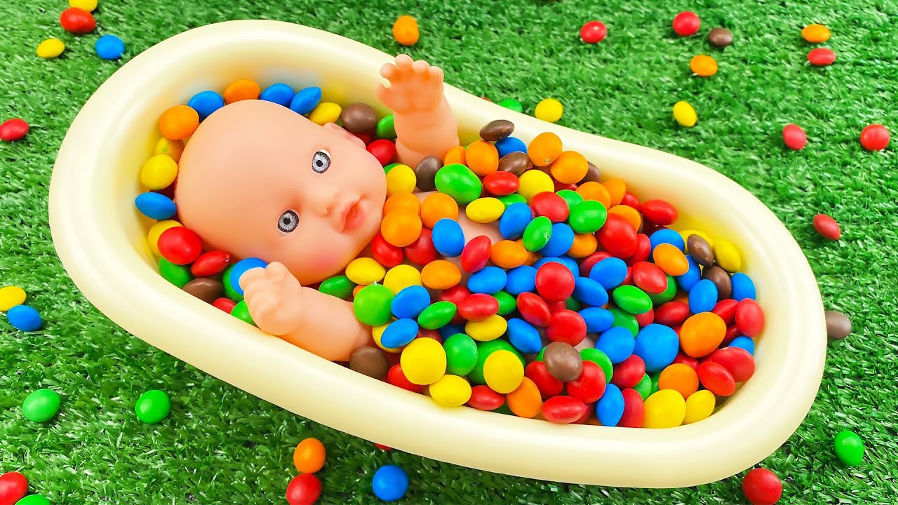 Satisfying Video l Mixing Candy in BathTub with Rainbow Skittles & Magic Slime Cutting ASMR