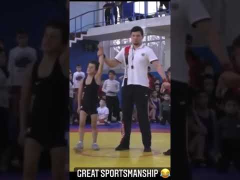 This time the loser won 😂#funny #shorts #bad #sportsmanship #slap #wrestling