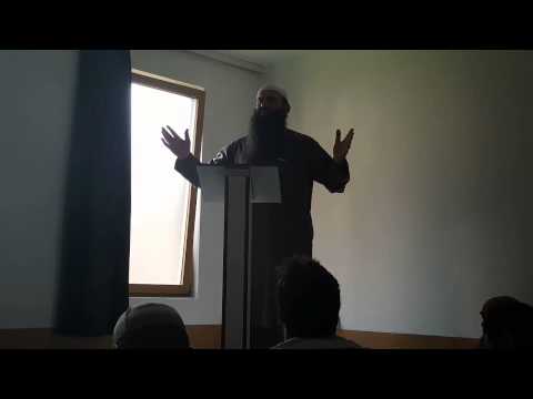 FURQAN MEDIA - Šejh Adem Demirović - Spletke nevjernika u zavođenju muslimana (2 dio hutbe)