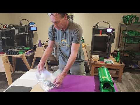 Unboxing The GoldiBox Electric Backpack Dredge | GoldiBox Prospecting |