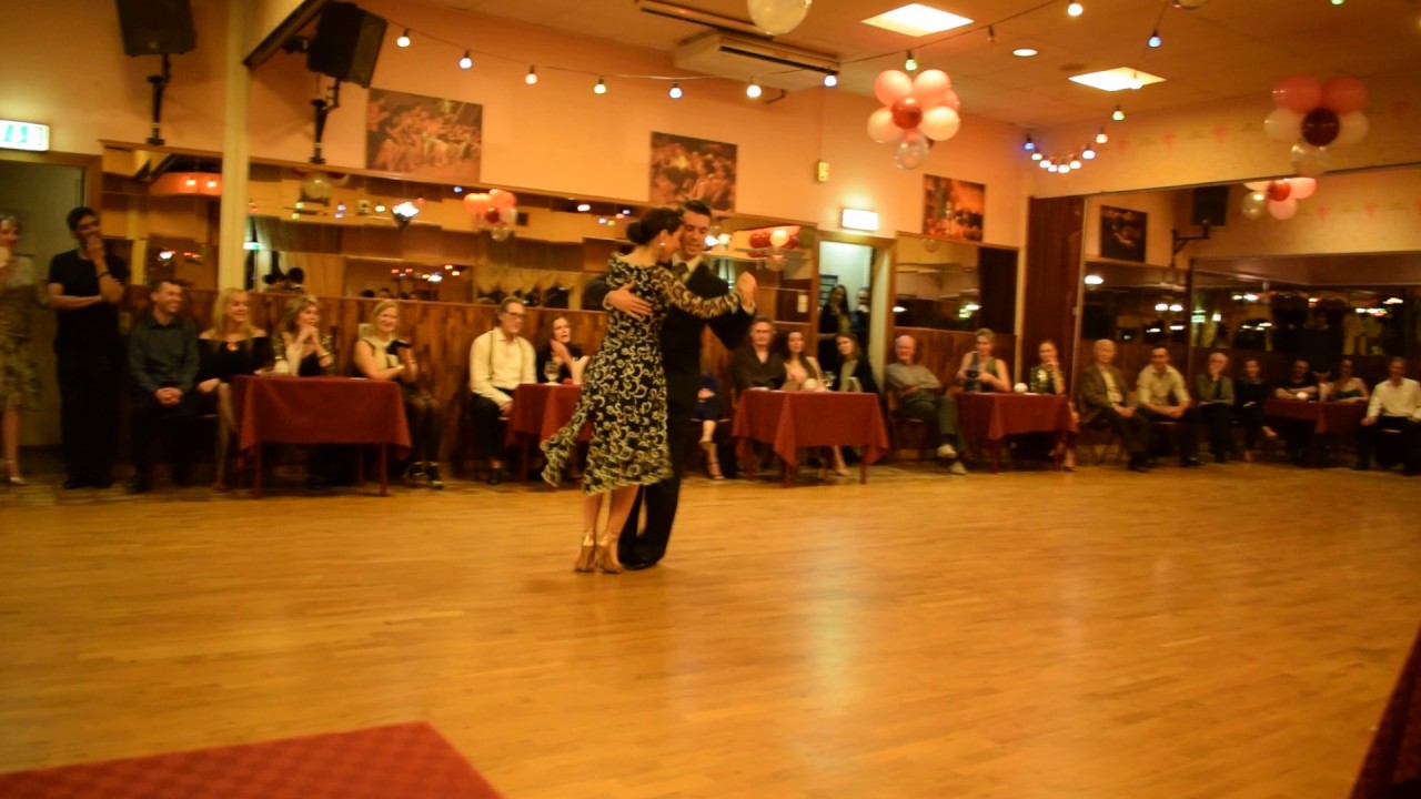 Vaggelis Hatzopoulos and Marianna Koutando dancing milonga 4-4
