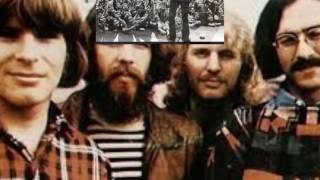 CREEDENCE CLEARWATER REVIVAL      TRAVELLIN&#39; BAND