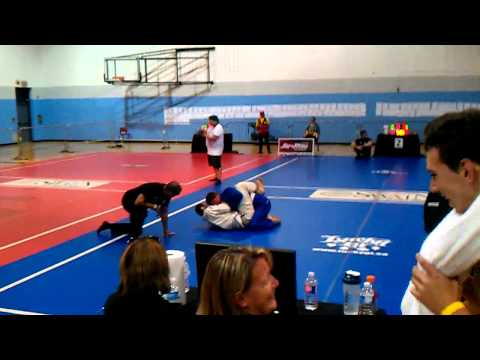 Ottawa International BJJ 2014 White Belt Middleweight Final