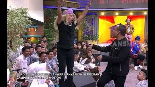 Download lagu Mpok Alpa & Anwar Disugesti Gak Bisa Lari | OPERA VAN JAVA (01/09/19) Part 4 mp3