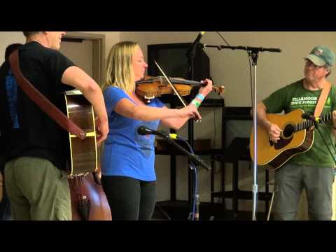 2015-07-25 A3 C1 Julianna Trivers - 2015 Columbia Gorge Fiddle Contest - Stevenson, WA