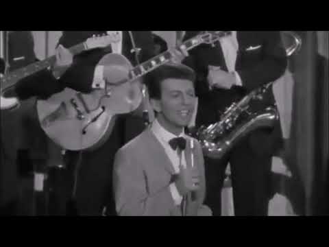 Dion  -  Runaround Sue 1961 - Remasterizado
