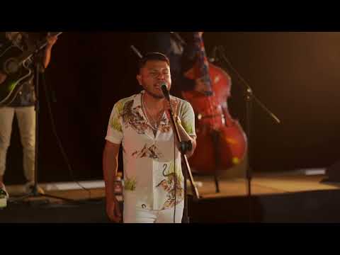 "PORTE DE MAGNATE" — ADALID LÓPEZ (en vivo desde Mazatlán sinaloa)