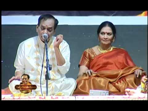 Dr.M.Balamuralikrishna-Nagumomu.mpg