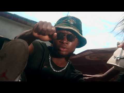 Coq Manu le Coq feat Trésor B - Dans mes délires (Street Clip) bine kipene