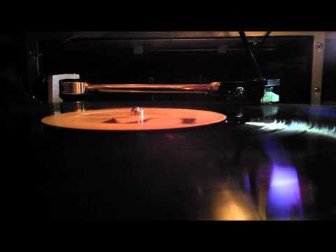 Rocky theme / DeEtta Little & Nelson Pigford , 1976. Vinyl 33rpms