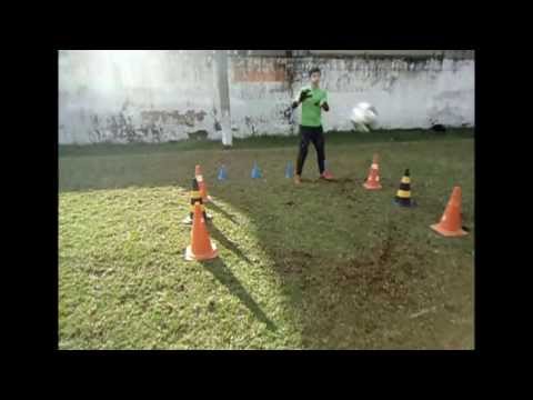 TREINO SUB 15 E SUB 17 ESCOLA DE FUTEBOL TOSTÃO
