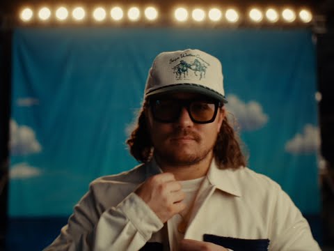 The Elovaters - Sunburn [Official Music Video]