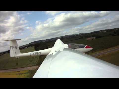 Glider landing using ground effect