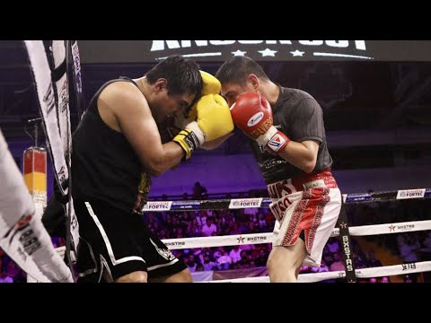 Erik "Terrible" Morales vs Jorge "Travieso" Arce Pelea de Exhibición