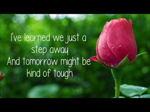 download lagu mp3 mp4 Favorite Flowers, download lagu Favorite Flowers gratis, unduh video klip Favorite Flowers