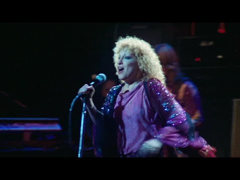 Videoclip de Midnight in Memphis — Bette Midler