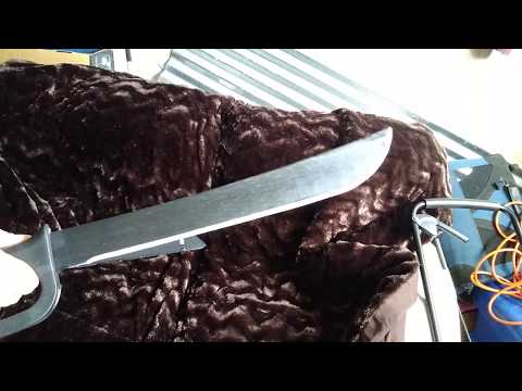 Cold Steel Latin D-Guard Machete. Very affordable